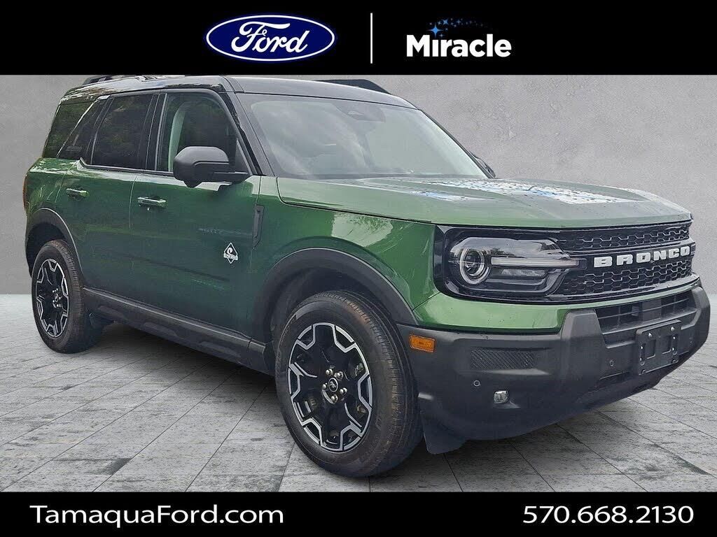 2025 Ford Bronco Sport Outer Banks — photo 1 of 1