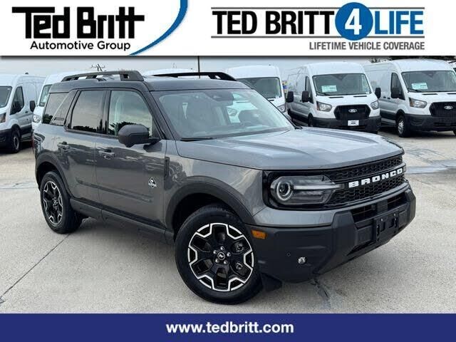 2025 Ford Bronco Sport Outer Banks — photo 1 of 9