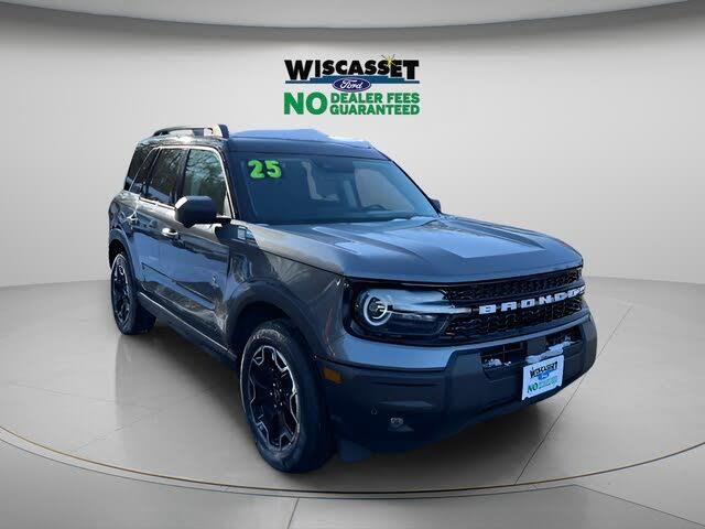 2025 Ford Bronco Sport Outer Banks — photo 1 of 1