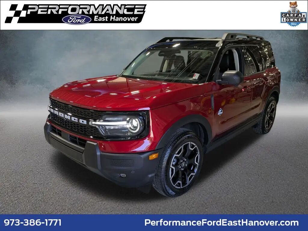 2025 Ford Bronco Sport Outer Banks — photo 1 of 10