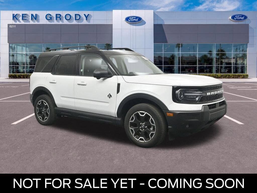 2025 Ford Bronco Sport Outer Banks — photo 1 of 1