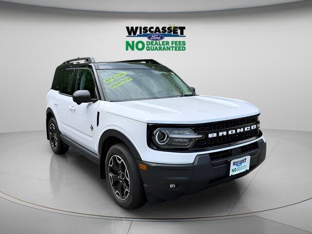 2025 Ford Bronco Sport Outer Banks — photo 1 of 2