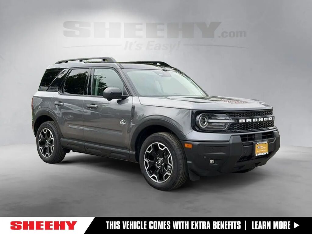 2025 Ford Bronco Sport Outer Banks — photo 1 of 10