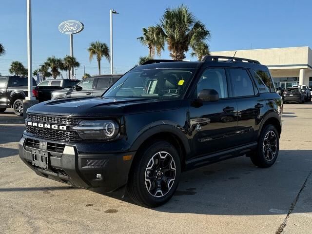 2026 Ford Bronco Sport Outer Banks — photo 1 of 26
