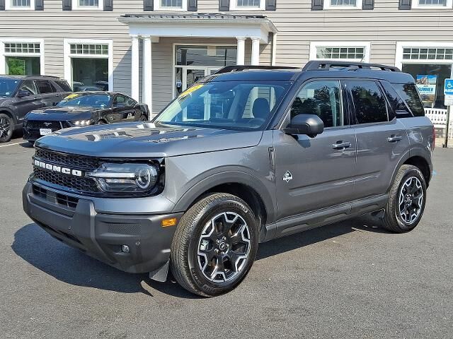 2025 Ford Bronco Sport Outer Banks — photo 1 of 13