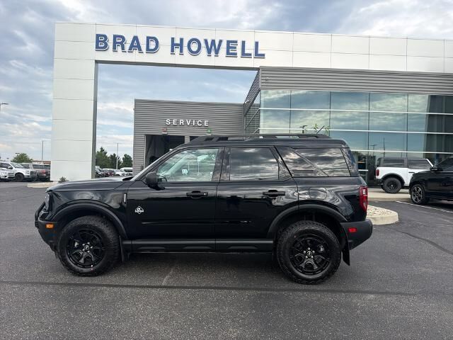 2025 Ford Bronco Sport Outer Banks — photo 1 of 26