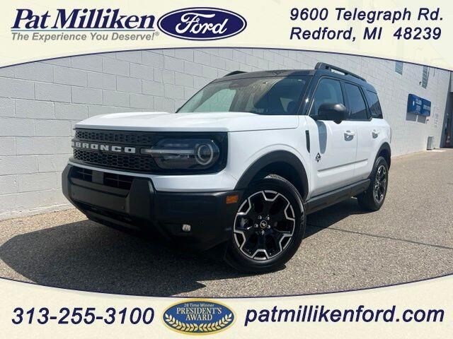2025 Ford Bronco Sport Outer Banks — photo 1 of 13