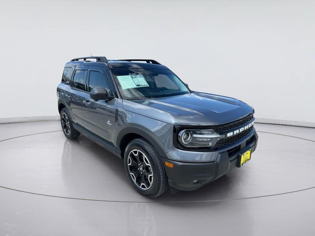 2025 Ford Bronco Sport Outer Banks — photo 1 of 27