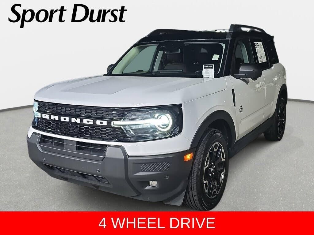2025 Ford Bronco Sport Outer Banks — photo 1 of 1