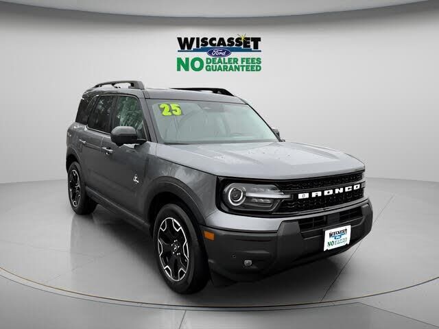2025 Ford Bronco Sport Outer Banks — photo 1 of 2