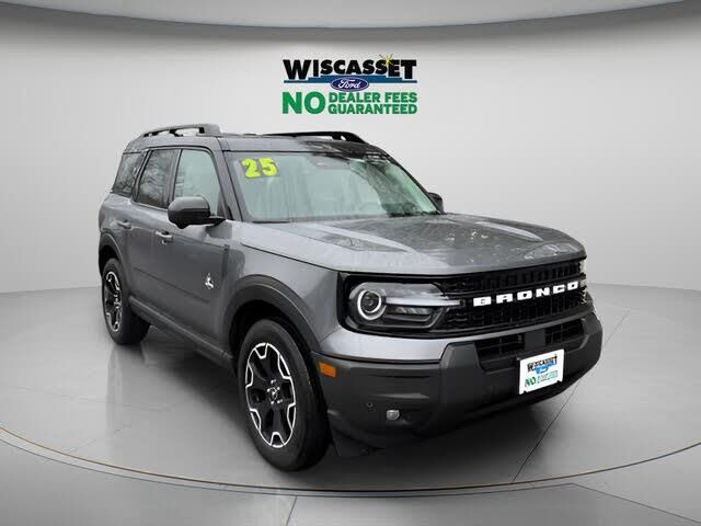 2025 Ford Bronco Sport Outer Banks — photo 1 of 1