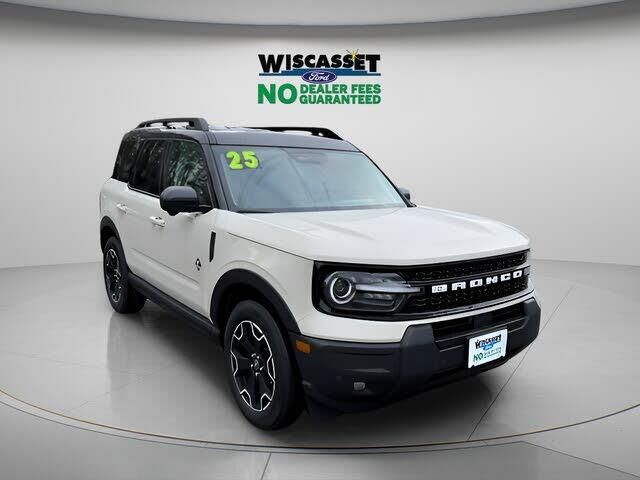 2025 Ford Bronco Sport Outer Banks — photo 1 of 1