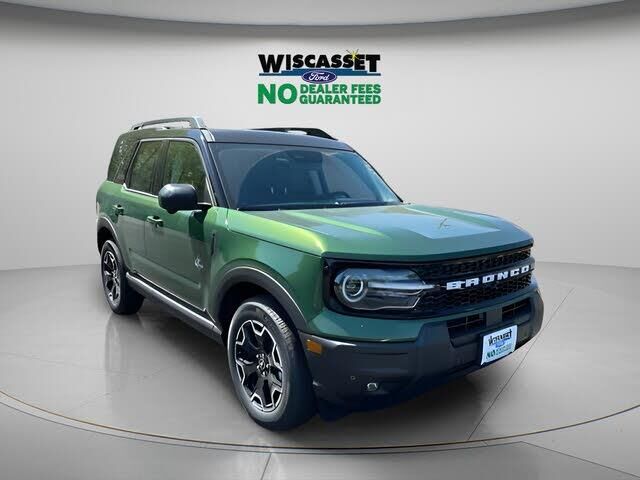 2025 Ford Bronco Sport Outer Banks — photo 1 of 1