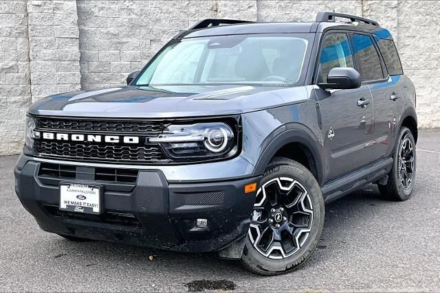 2025 Ford Bronco Sport Outer Banks — photo 1 of 26
