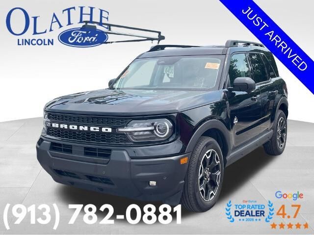 2025 Ford Bronco Sport Outer Banks — photo 1 of 44