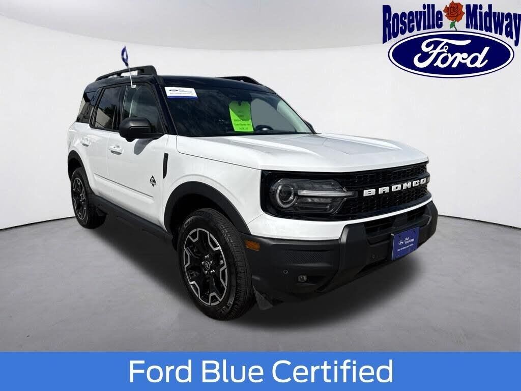 2025 Ford Bronco Sport Outer Banks — photo 1 of 1