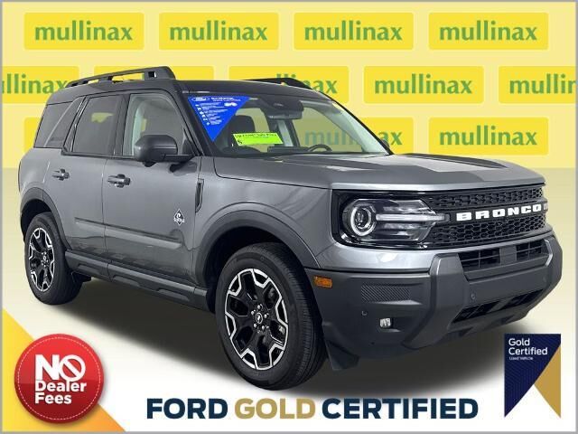 2025 Ford Bronco Sport Outer Banks — photo 1 of 11