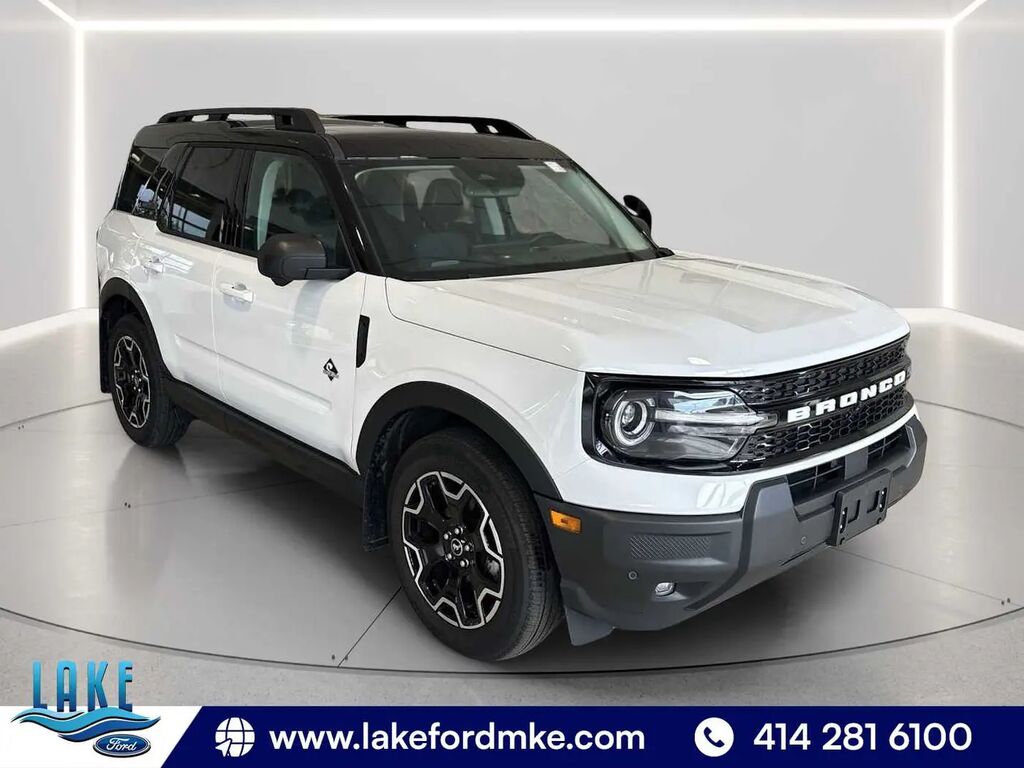 2025 Ford Bronco Sport Outer Banks — photo 1 of 17