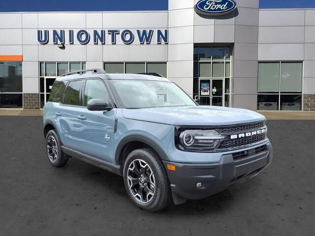 2025 Ford Bronco Sport Outer Banks — photo 1 of 13