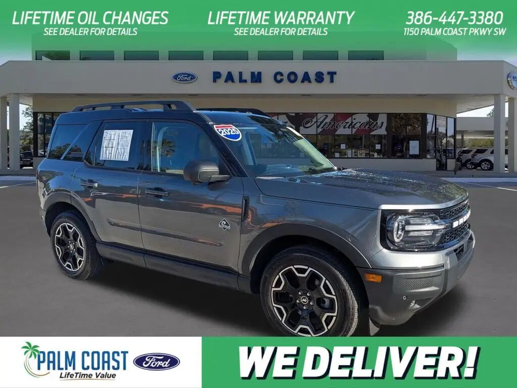 2025 Ford Bronco Sport Outer Banks — photo 1 of 26