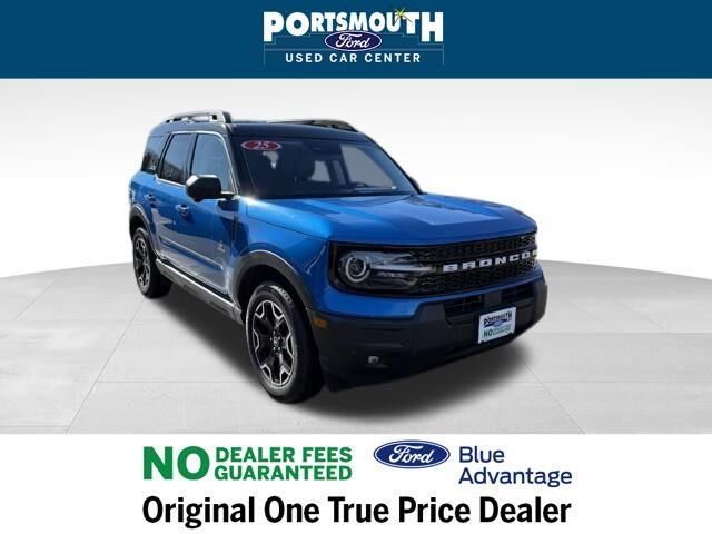2025 Ford Bronco Sport Outer Banks — photo 1 of 25