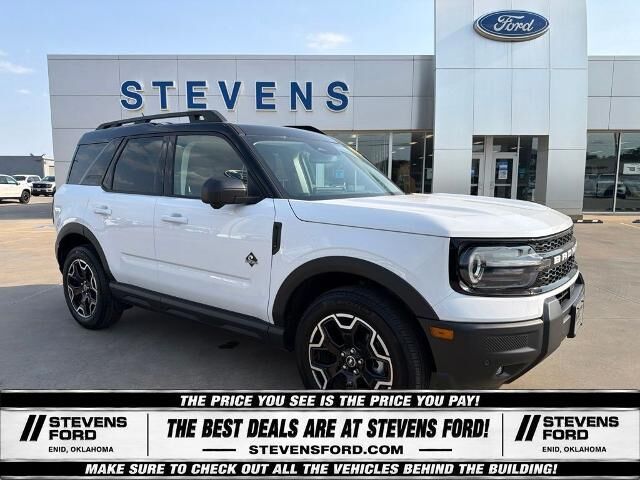 2025 Ford Bronco Sport Outer Banks — photo 1 of 39