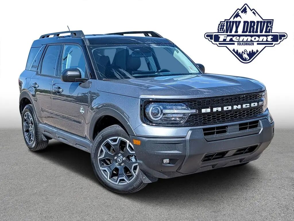 2025 Ford Bronco Sport Outer Banks — photo 1 of 26