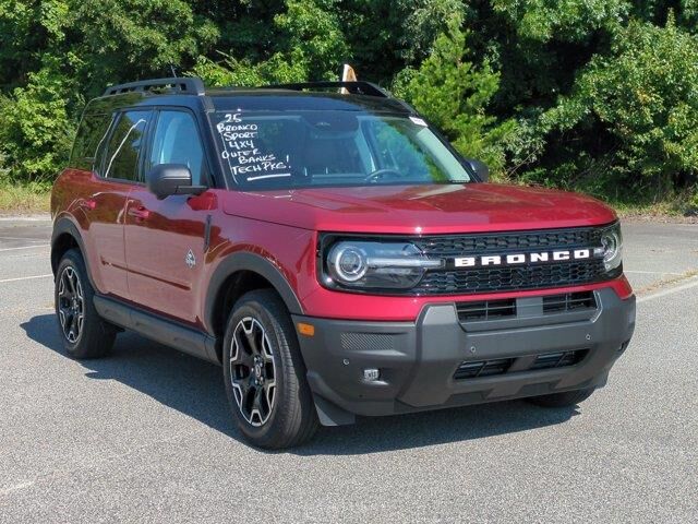 2025 Ford Bronco Sport Outer Banks — photo 1 of 39