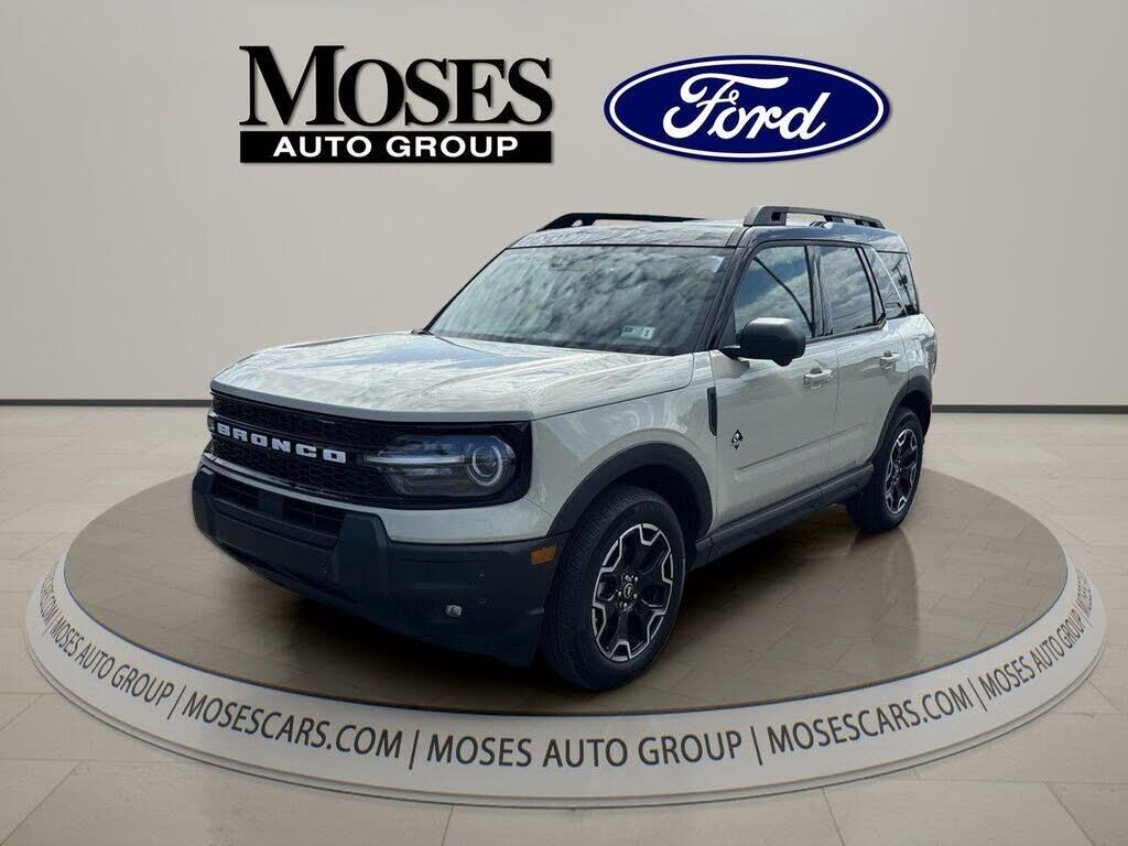 2025 Ford Bronco Sport Outer Banks — photo 1 of 27
