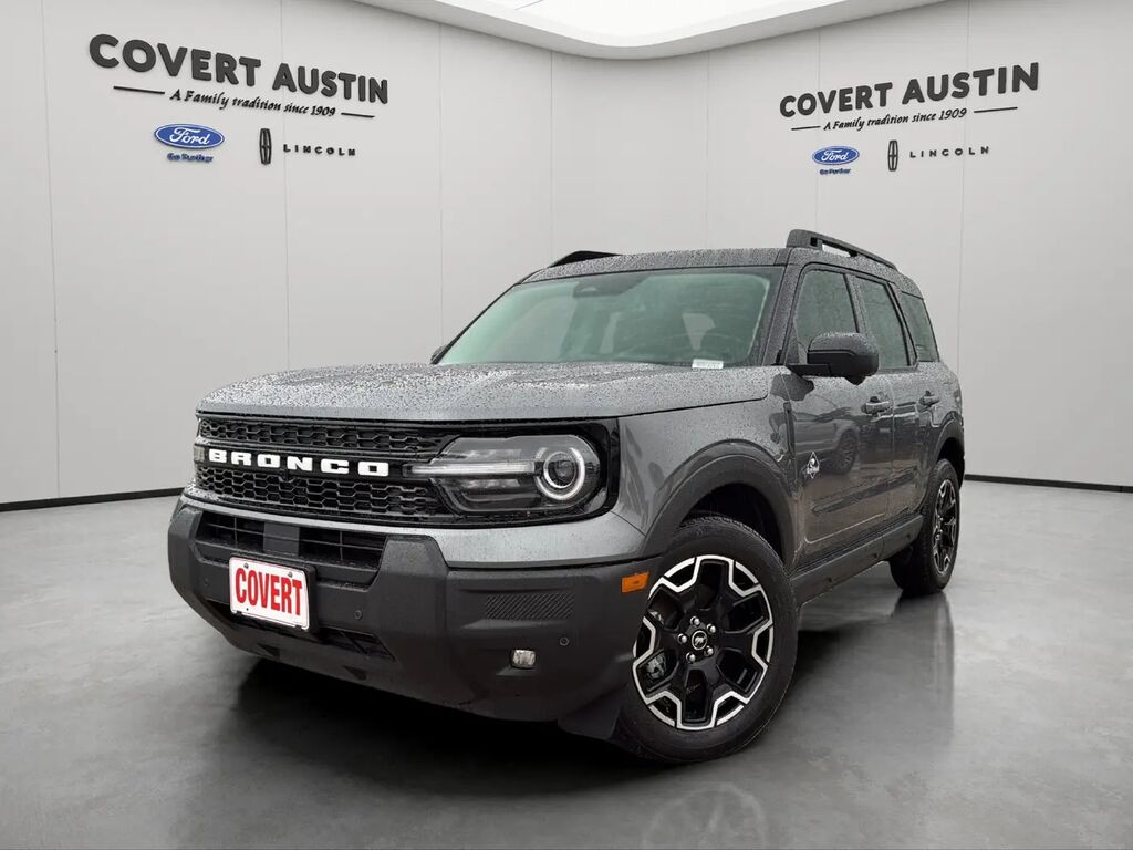 2025 Ford Bronco Sport Outer Banks — photo 1 of 13