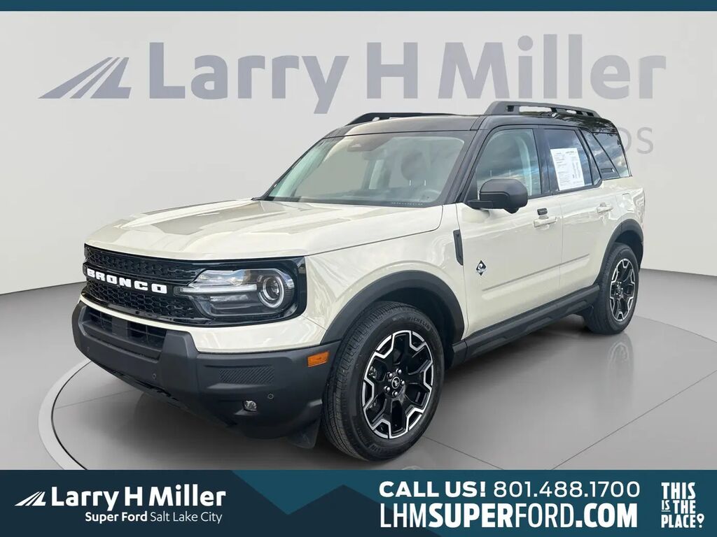 2025 Ford Bronco Sport Outer Banks — photo 1 of 13