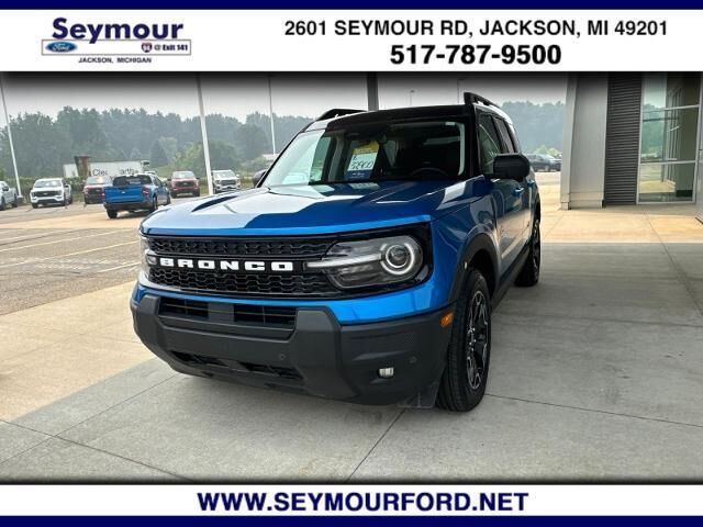 2025 Ford Bronco Sport Outer Banks — photo 1 of 26