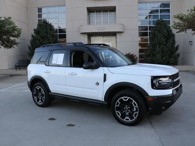 2025 Ford Bronco Sport Outer Banks — photo 1 of 39
