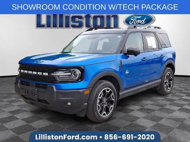 2025 Ford Bronco Sport Outer Banks — photo 1 of 26