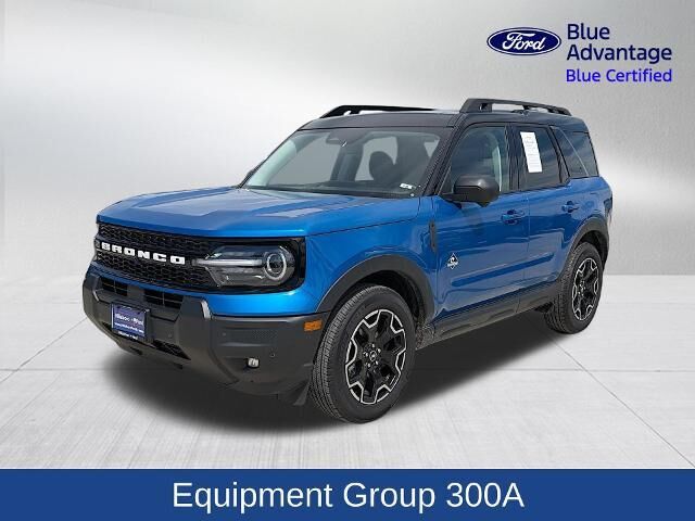 2025 Ford Bronco Sport Outer Banks — photo 1 of 12