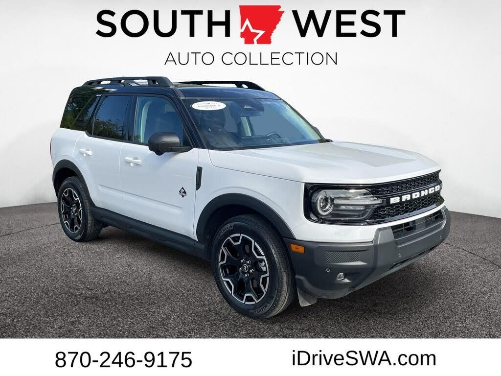 2025 Ford Bronco Sport Outer Banks — photo 1 of 1