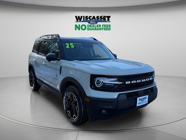 2025 Ford Bronco Sport Outer Banks — photo 1 of 2