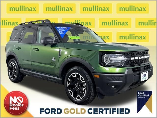 2025 Ford Bronco Sport Outer Banks — photo 1 of 5