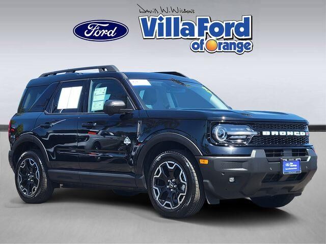 2025 Ford Bronco Sport Outer Banks — photo 1 of 66