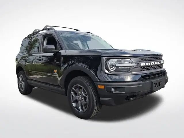 2021 Ford Bronco Sport Badlands — photo 1 of 40