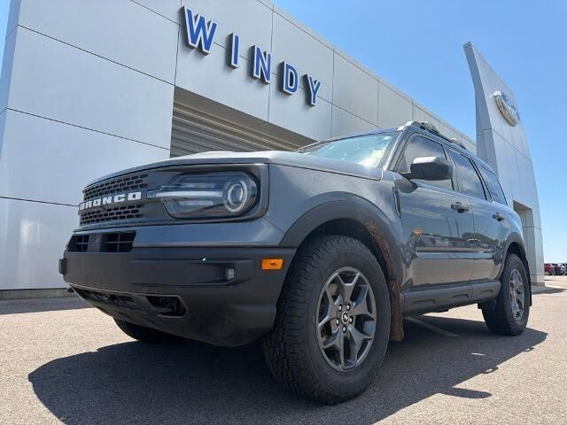 2021 Ford Bronco Sport Badlands — photo 1 of 13