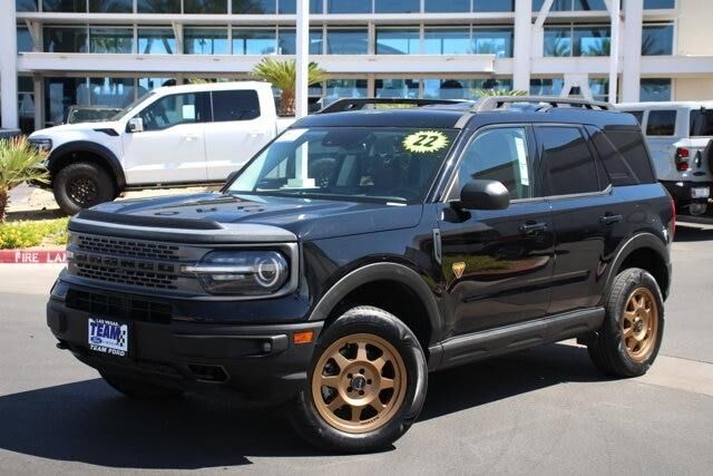 2022 Ford Bronco Sport Badlands — photo 1 of 32