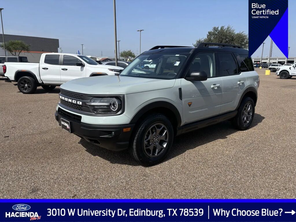 2023 Ford Bronco Sport Badlands — photo 1 of 13