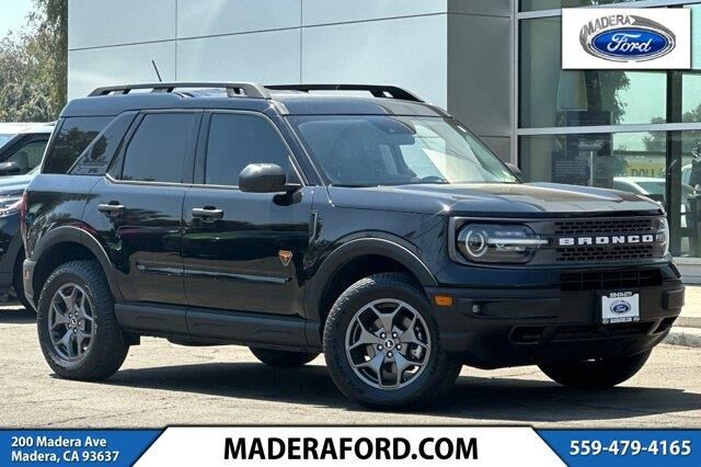 2023 Ford Bronco Sport Badlands — photo 1 of 13