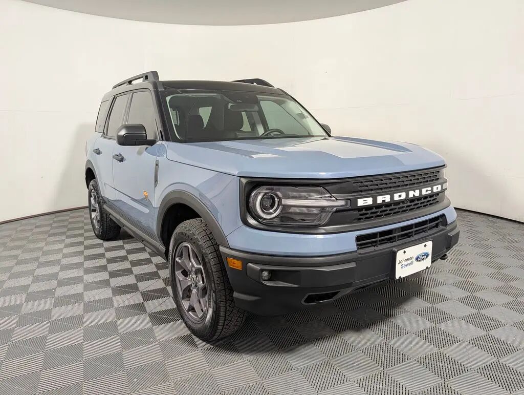 2024 Ford Bronco Sport Badlands — photo 1 of 15