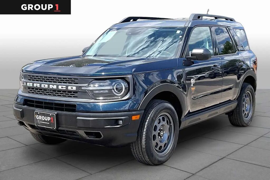 2022 Ford Bronco Sport Badlands — photo 1 of 12