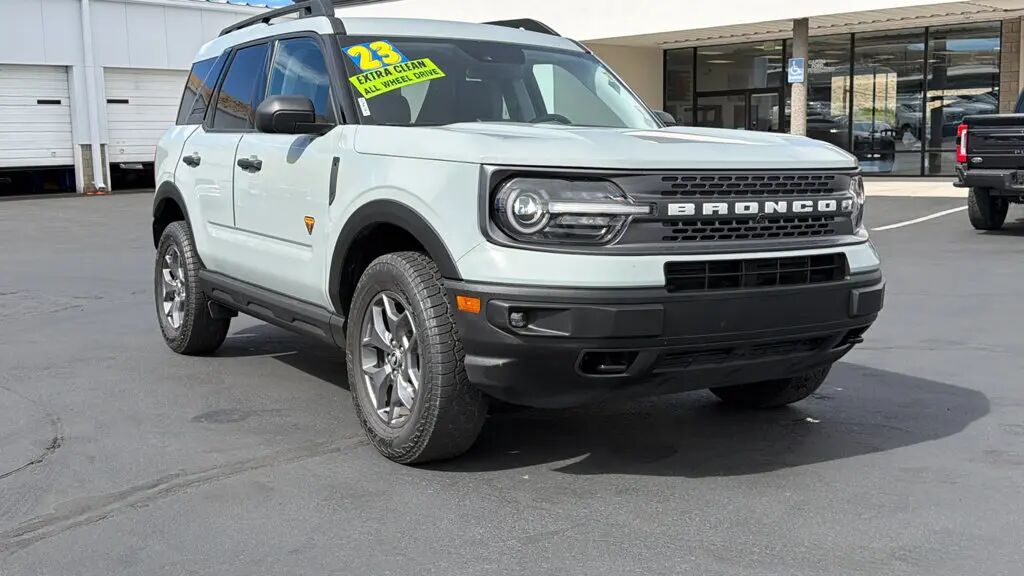 2023 Ford Bronco Sport Badlands — photo 1 of 13