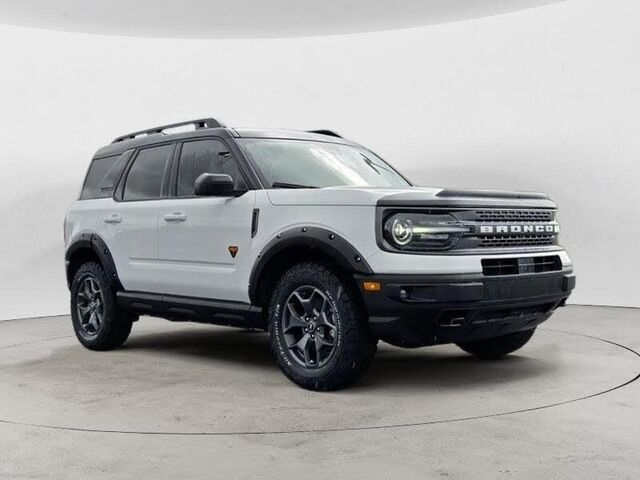 2023 Ford Bronco Sport Badlands — photo 1 of 1