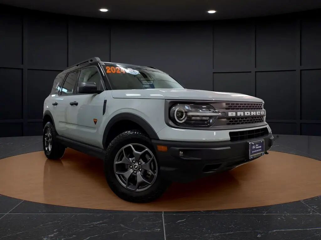2024 Ford Bronco Sport Badlands — photo 1 of 13