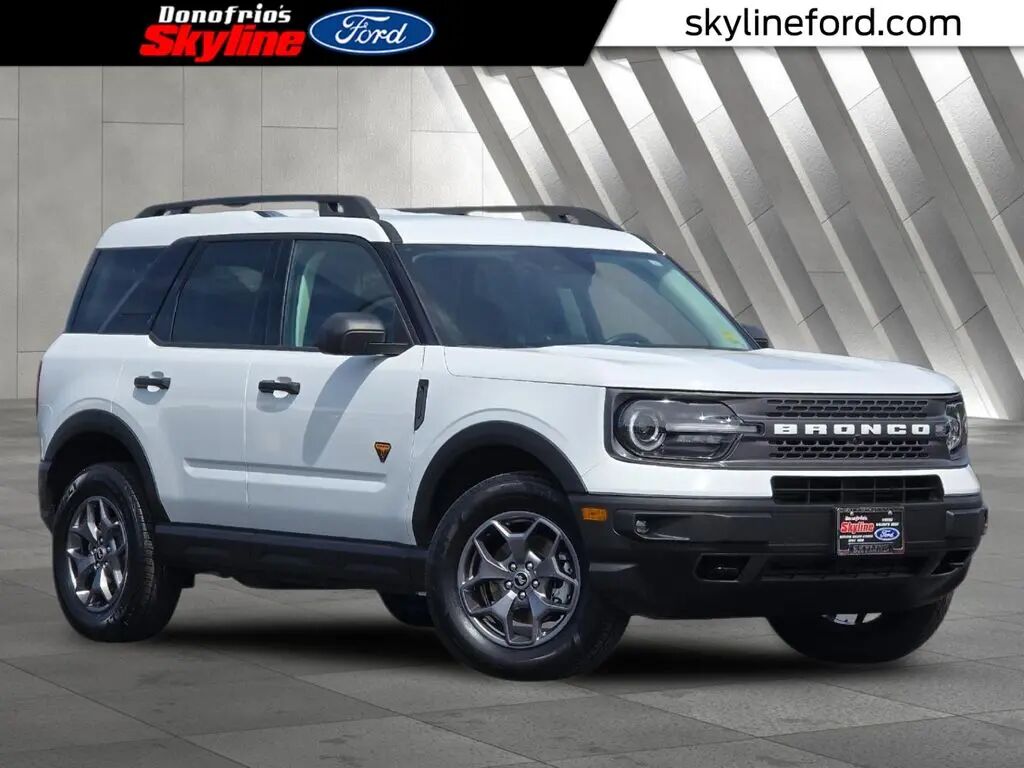 2023 Ford Bronco Sport Badlands — photo 1 of 13